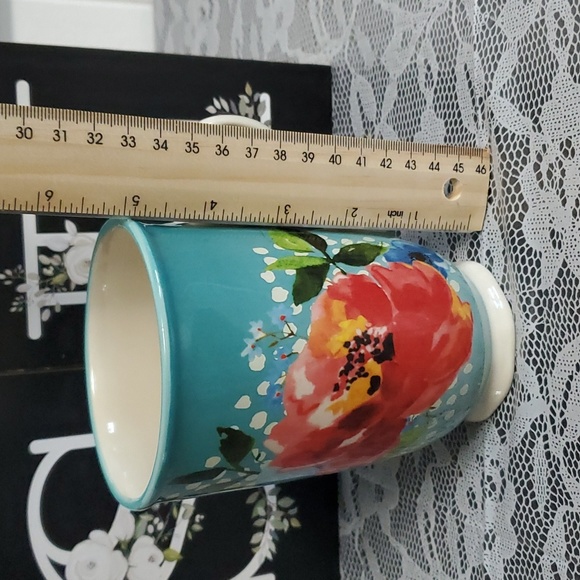 Pioneer Woman Coffee Mug ✨️ - Picture 9 of 9